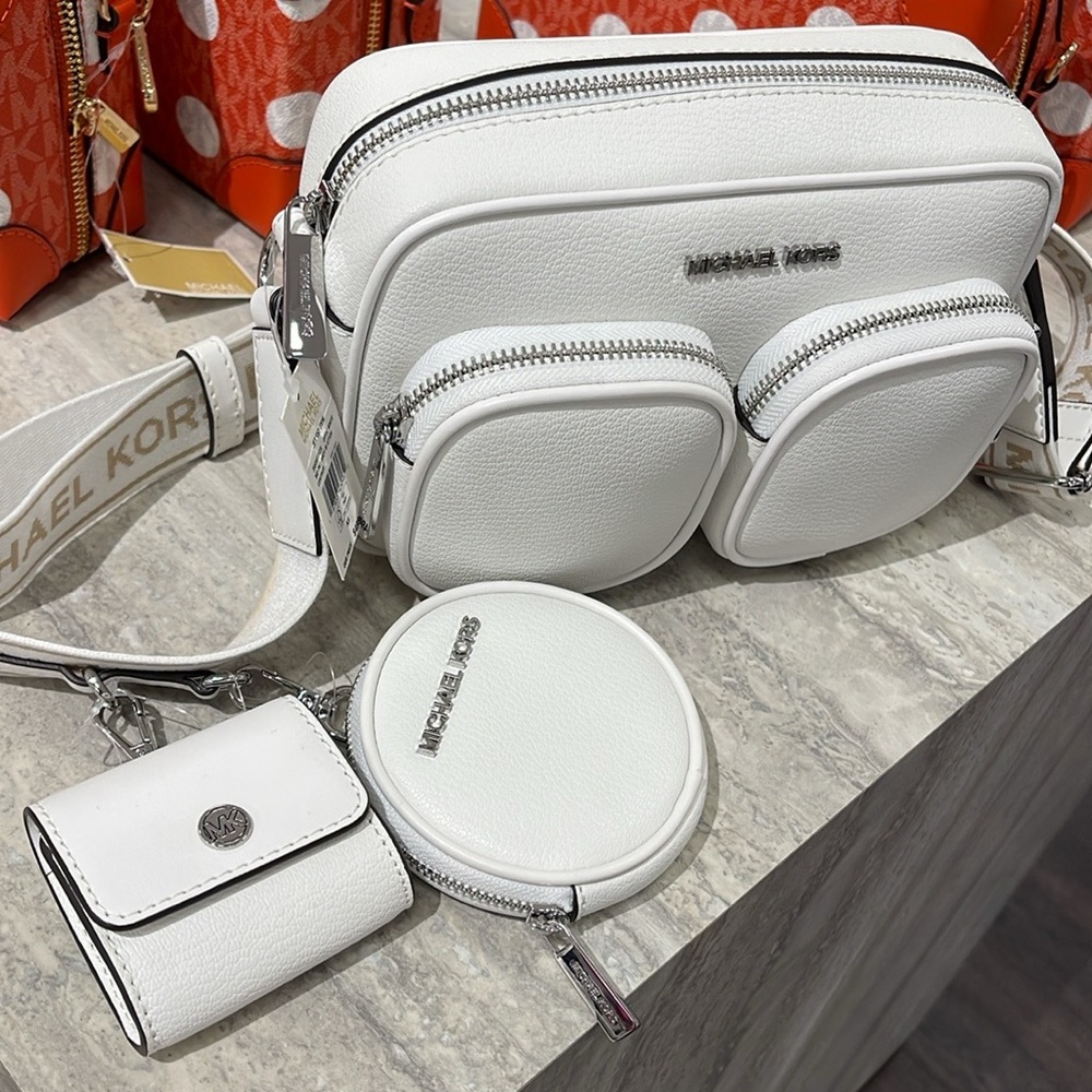 Michael Kors Jet Set Leather Medium Crossbody Bag with Case for Apple Airpods Pr - Picture 2 of 16